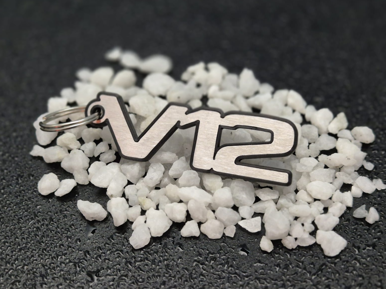 V12 DisagrEE