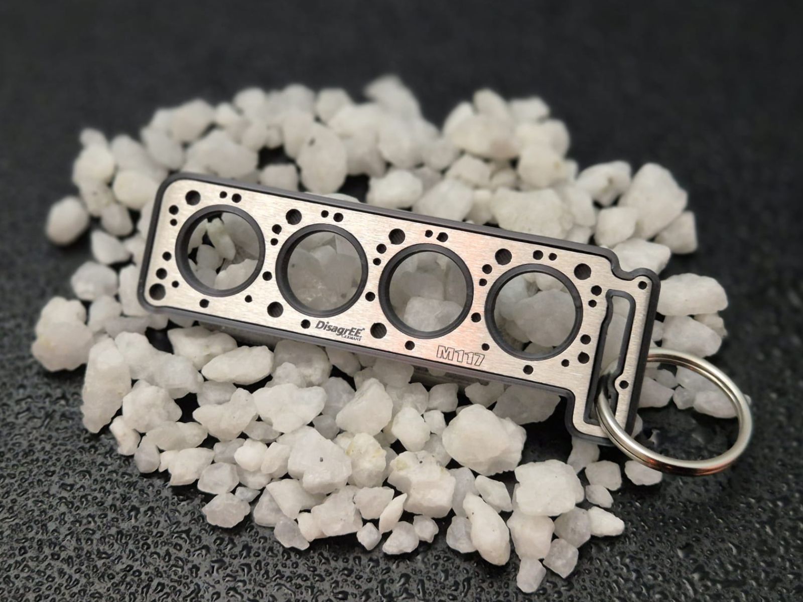 Miniatur einer Kopfdichtung für Mercedes M116 / M117 DisagrEE