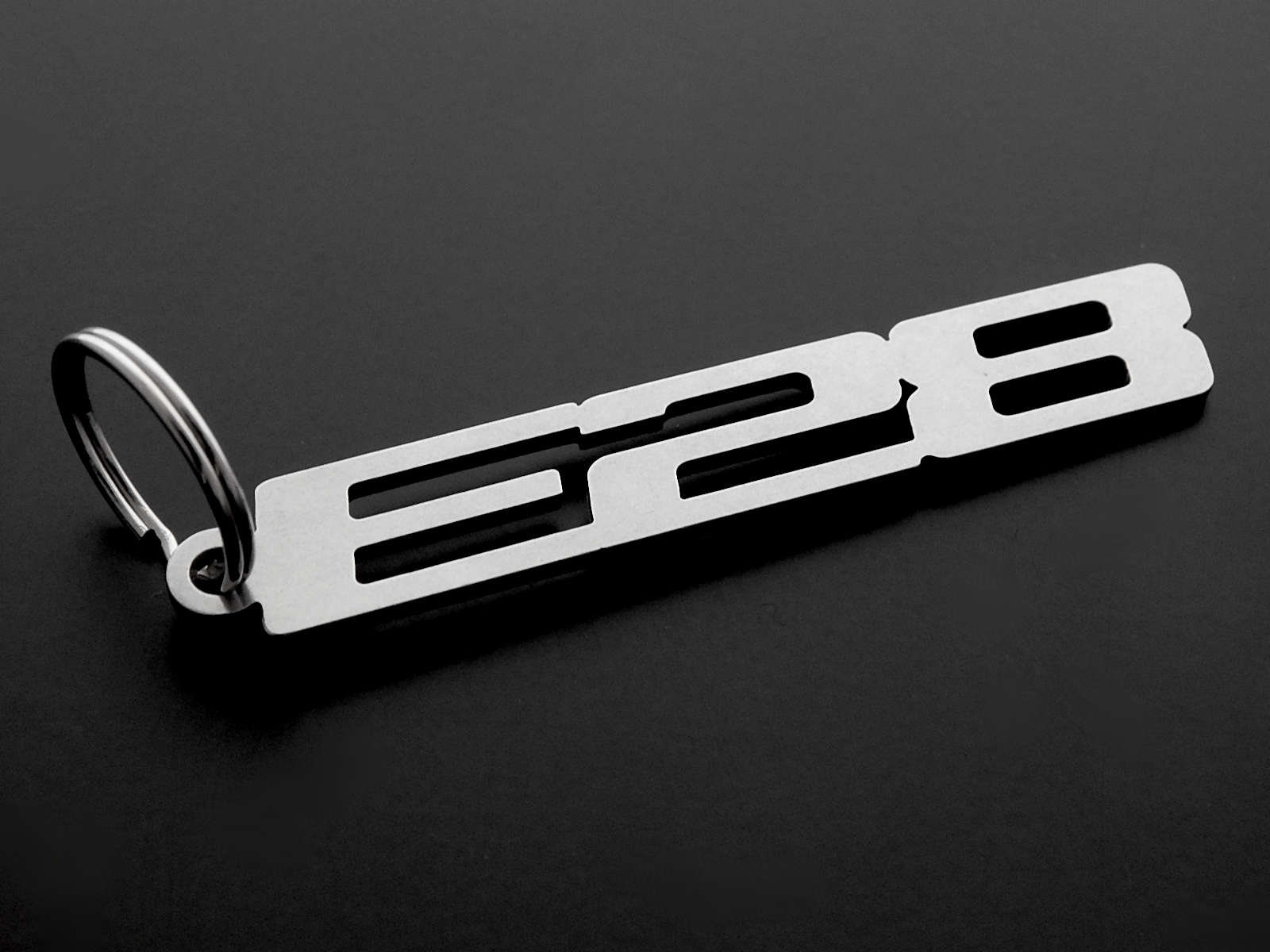 E28 - DisagrEE - keychain - Schlüsselanhänger