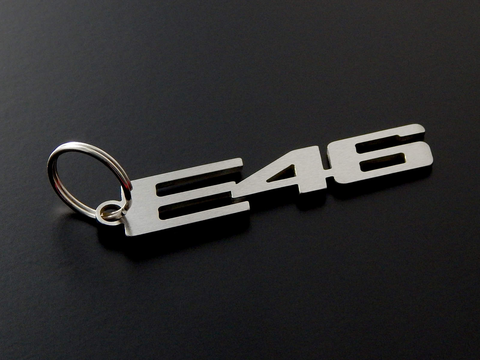E46 Edelstahl Schlüsselanhänger gebürstet – DisagrEE