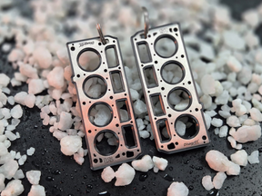 keychain - Schlüsselanhänger - Miniatur einer Kopfdichtung für GM/Chevy LS - Gen 3 / 4 - DisagrEE Germany