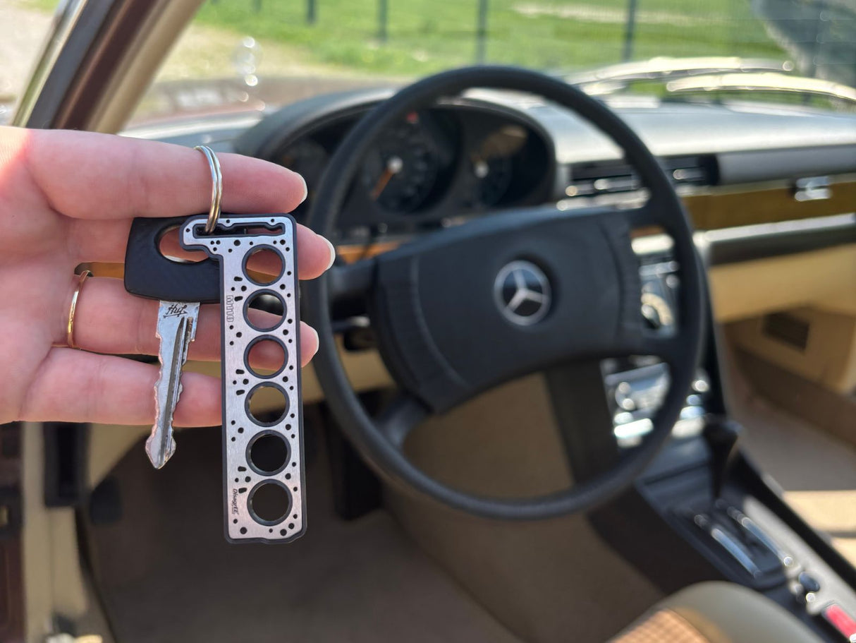 Miniatur einer Kopfdichtung für Mercedes M110 DisagrEE