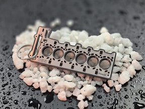 keychain - Schlüsselanhänger - Miniatur einer Kopfdichtung für BMW N55 - DisagrEE Germany