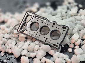 keychain - Schlüsselanhänger - Miniatur einer Kopfdichtung für Toyota G16E-GTS - DisagrEE Germany