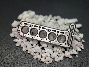 keychain - Schlüsselanhänger - Miniatur einer Kopfdichtung für Mercedes OM 617 - DisagrEE Germany