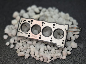 keychain - Schlüsselanhänger - Miniatur einer Kopfdichtung für BMW M43 - DisagrEE Germany