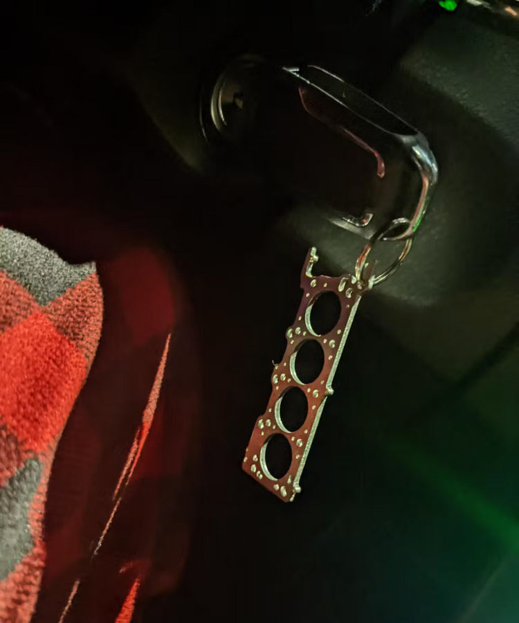 Miniatur einer Kopfdichtung für Ford Modular Engine 4.6 / 5.4 - DisagrEE - keychain - Schlüsselanhänger