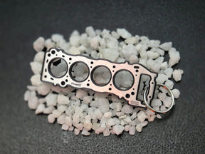 keychain - Schlüsselanhänger - Miniatur einer Kopfdichtung für Toyota 2RZ / 3RZ - DisagrEE Germany