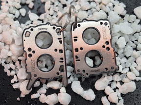 keychain - Schlüsselanhänger - Miniatur einer Kopfdichtung für Subaru FA20 / FA24 - DisagrEE Germany