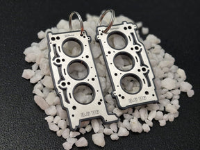 keychain - Schlüsselanhänger - Miniatur einer Kopfdichtung für Chrysler Pentastar V6 - DisagrEE Germany