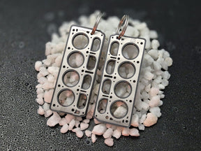 keychain - Schlüsselanhänger - Miniatur einer Kopfdichtung für Chevy LT - Small Block Gen V - DisagrEE Germany