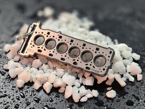 keychain - Schlüsselanhänger - Miniatur einer Kopfdichtung für BMW S58 - DisagrEE Germany