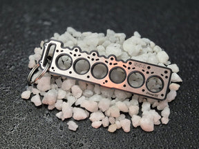 keychain - Schlüsselanhänger - Miniatur einer Kopfdichtung für BMW S50 (EURO-Spec) - DisagrEE Germany