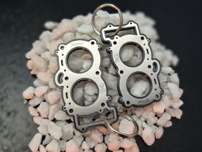 keychain - Schlüsselanhänger - Miniatur einer Kopfdichtung für Aprilia V4 1000 / 1100 - DisagrEE Germany