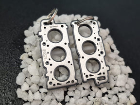 keychain - Schlüsselanhänger - Miniatur einer Kopfdichtung für Toyota 3MZ-FE - DisagrEE Germany