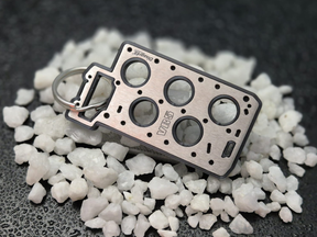 keychain - Schlüsselanhänger - Miniatur einer Kopfdichtung für VW VR5 20V - DisagrEE Germany