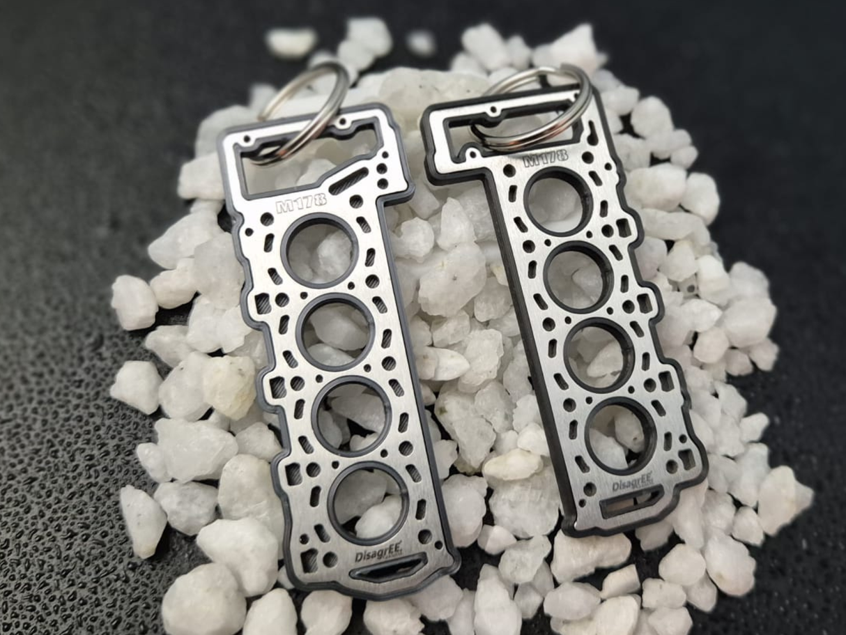 Miniatur einer Kopfdichtung für Mercedes M178 4.0 V8 DisagrEE