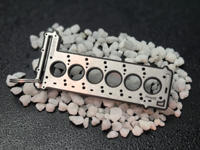 keychain - Schlüsselanhänger - Miniatur einer Kopfdichtung für Mercedes OM656 - DisagrEE Germany