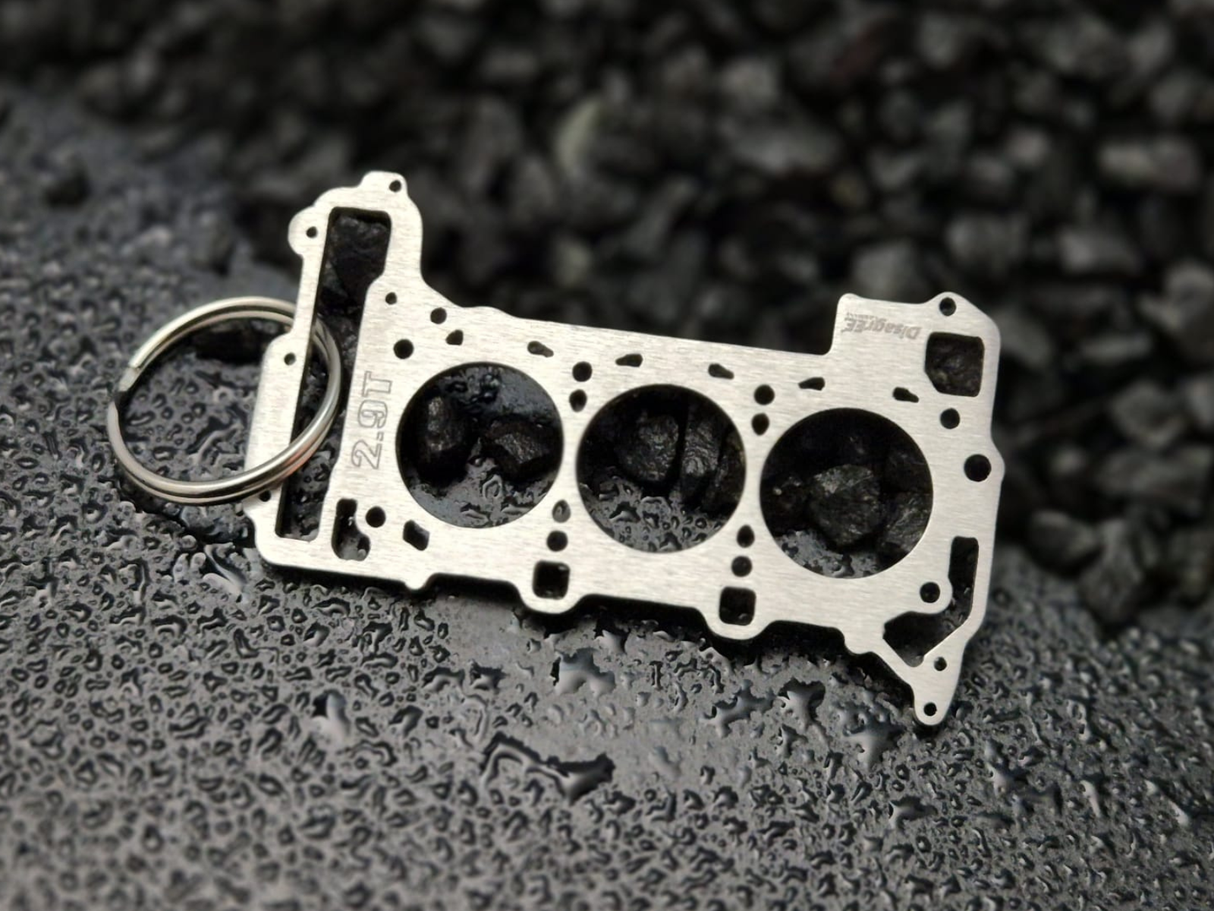 keychain - Schlüsselanhänger - Miniatur einer Kopfdichtung für Audi/Porsche 2.9 TFSI BiTurbo EA839 - DisagrEE Germany