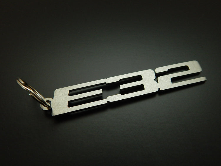 E32 - DisagrEE - keychain - Schlüsselanhänger