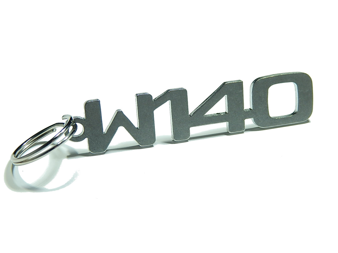 W140 - DisagrEE - keychain - Schlüsselanhänger