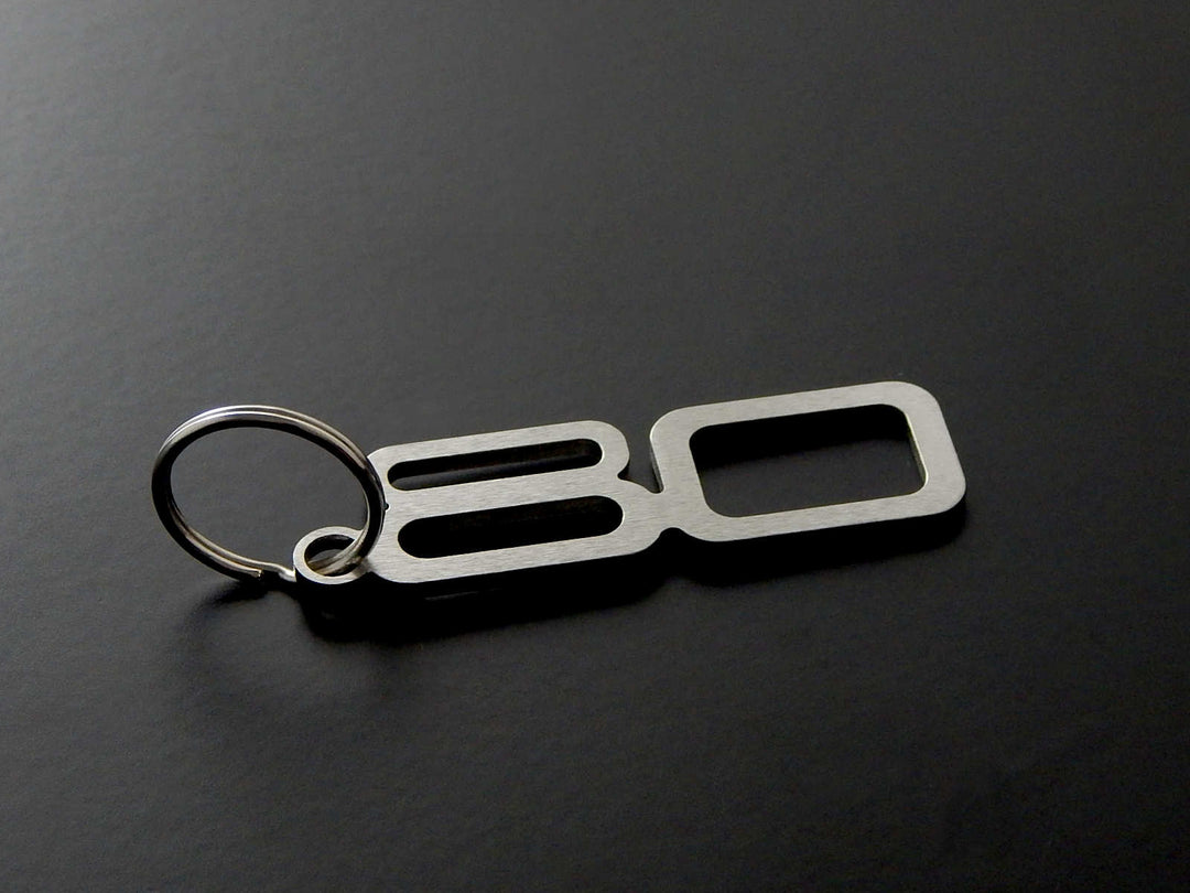Edelstahl Schlüsselanhänger für Audi 80 gebürstet – DisagrEE