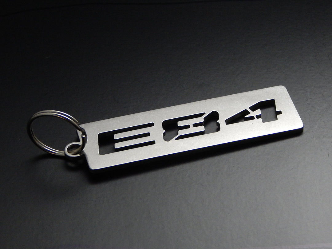 E84 - DisagrEE - keychain - Schlüsselanhänger